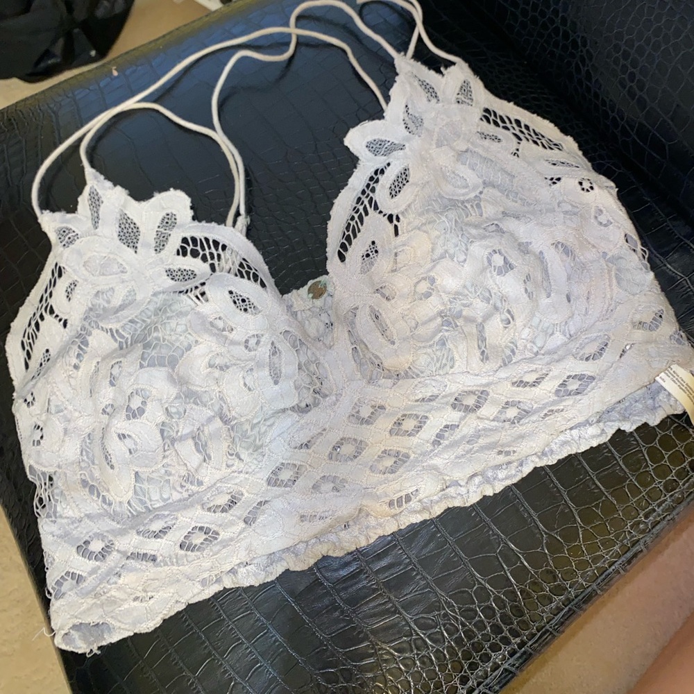 2 Free people lace bratte